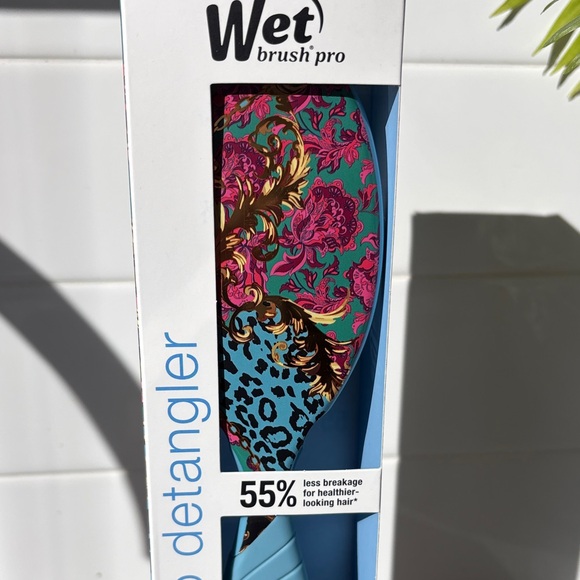 NIB Wet Brush Pro Detangler - Limited Edition Floral Blue - Picture 2 of 7